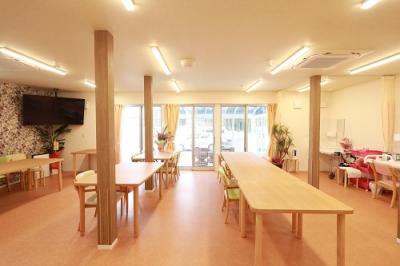 広くてキレイな食堂♬